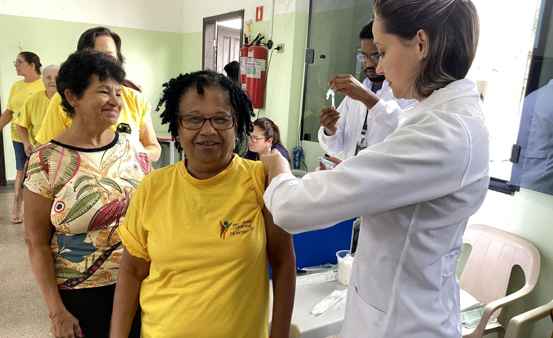 Vacinação Contra A Gripe Para Grupo da Melhor Idade de Morretes