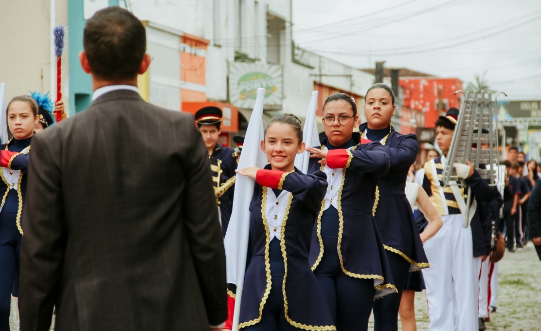 Morretes celebra 292 anos com desfile cívico histórico e cheio de emoção