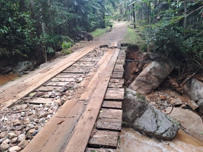 Ponte do bairro Candonga é interditada devido a Danos Estruturais