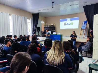 Projeto aluno de sucesso traz oportunidades de emprego e cursos profissionalizantes para os jovens de Morretes