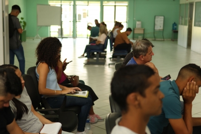 Mutirão de entrevistas da EPR Pioneiro é realizado em Morretes com vagas para moradores da região