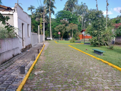 Praça Arsenio Gonçalves recebe serviços de limpeza e manutenção pela Secretaria de Meio Ambiente e Urbanismo de Morretes