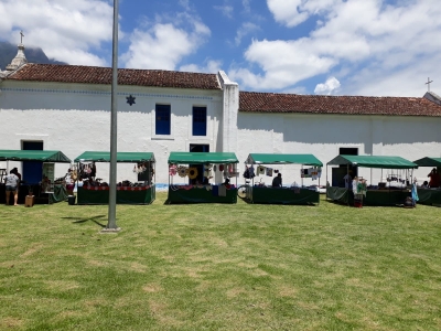 Feira do Porto de Cima está aberta todos os sábados, domingos e feriados 