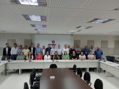 Morretes participou do evento que viabiliza recursos para unidades de beneficiamento do programa vocações regionais sust