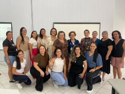 Formação Pedagógica com Coordenadoras e Secretários de Escolas Municipais