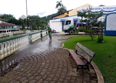 Prefeitura de Morretes intensifica ações de limpeza e manutenção urbana em diversos bairros do município