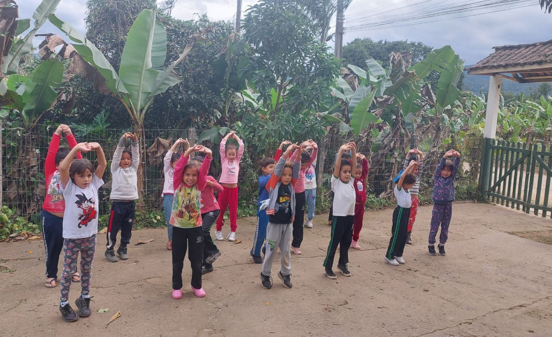 Escolas de Morretes Participam do Dia do Desafio Com Atividades Físicas E Recreativa...