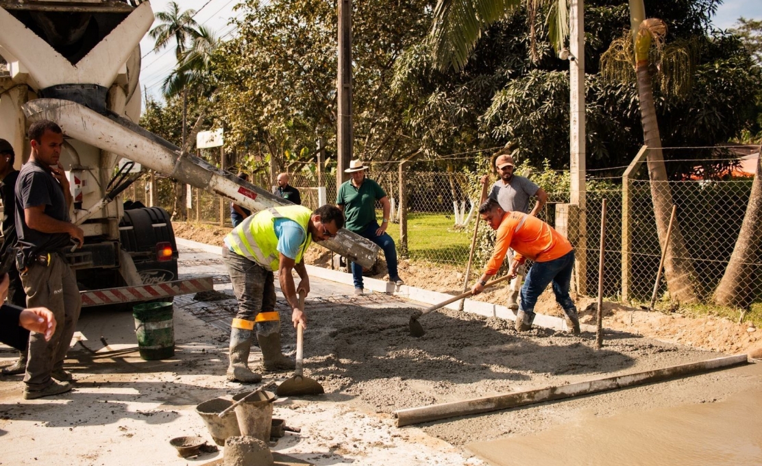 Morretes acelera obras em saúde, educação e infraestrutura