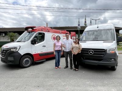Morretes recebe nova ambulância do SAMU e Van adaptada para Assistência Social