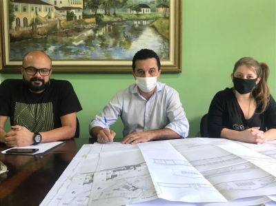 Prefeitura de Morretes avança mais uma fase para reformar o telhado do Hospital Municipal