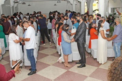 Morretes realiza casamento comunitário, mais de 50 casais estiveram na cerimônia 