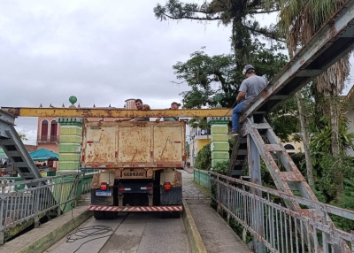 Reforço na sinalização da Ponte Velha garante mais segurança no trânsito
