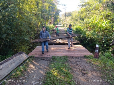 Prefeitura de Morretes realiza melhorias em estradas e ponte na área rural