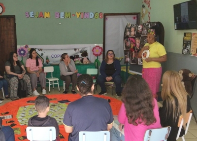 Escolas Municipais de Morretes encerram ciclo de estudo de 2025 com formação sobre Educação para as Relações Étnico-Raci